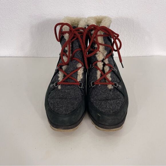 Sorel Black with Grey Wool Red Lace Up Winter Boots - Picture 3 of 8